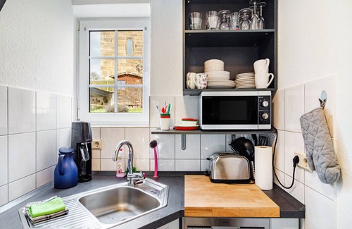 Ecklingerode Apartment | Apartment 'West-Östlichen Tor' with Landmark View & Wi-Fi