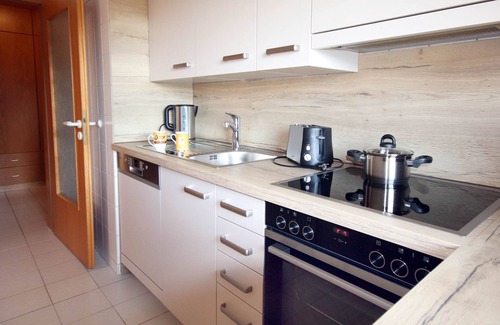 Schramberg Apartment | Apartment 'Wiesenblick' with Shared Terrace, Shared Garden and Wi-Fi