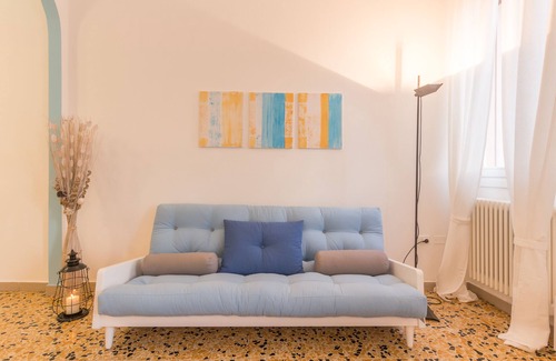 Codigoro Apartment | Apartment with balcony on the Po river