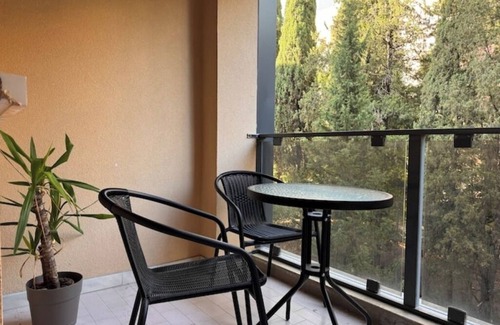 Perugia Apartment | Apartment with Balcony, Parking and WiFi