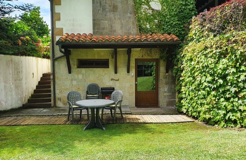 Loredo Apartment | APARTMENT WITH ENTRANCE THROUGH GARDEN IN PRIVATE URBANIZATION 5 MIN FROM THE BEACH