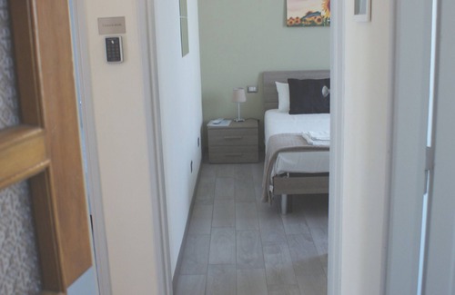 Romagnano Sesia Apartment | Apartment with green room and dove room