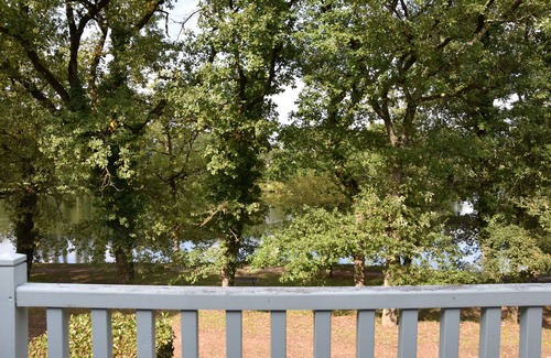 Monflanquin Apartment | Apartment with magnificent lake view