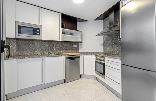 Cambrils Apartment | Apartment with pool and parking 350m beach