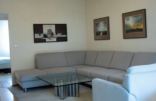 Frankenthal Apartment | Apartment with roof terrace in Frankenthal's pedestrian zone, 5 min walk from the train station