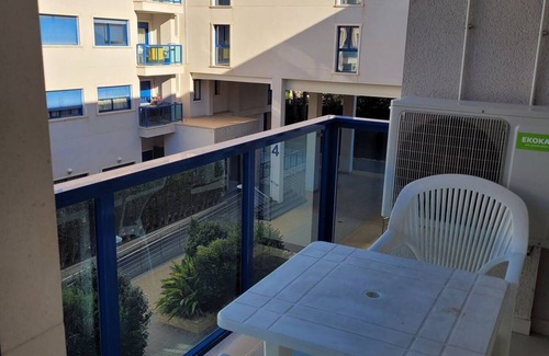 Alicante Apartment | Apartment with swimming pool and parking.