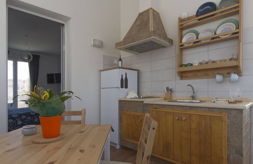 Marsala Apartment | Apartment with veranda Hydra