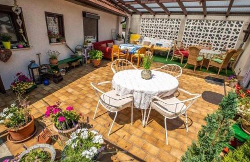 Grossheppach House | Apartmenthaus Ferienwohnungen Sila
