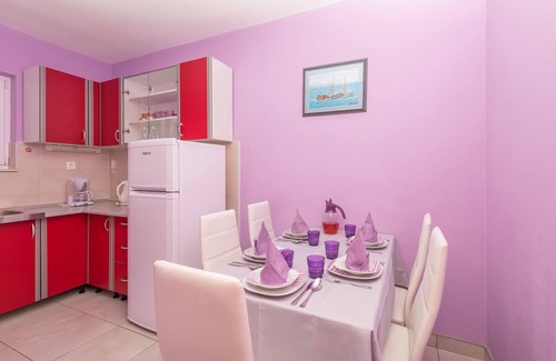Vrpolje Apartment | Apartments and rooms Goran, (13632), Makarska, Croatia