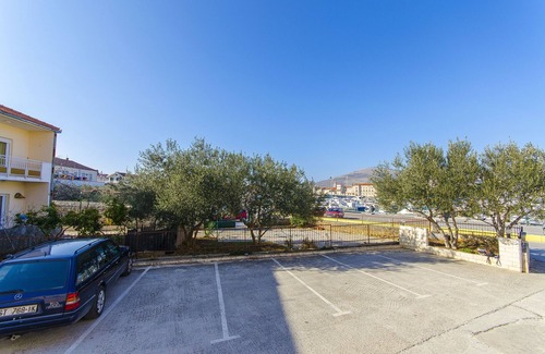 Trogir Apartment | Apartments and Rooms Iva (47621-A8) - Trogir