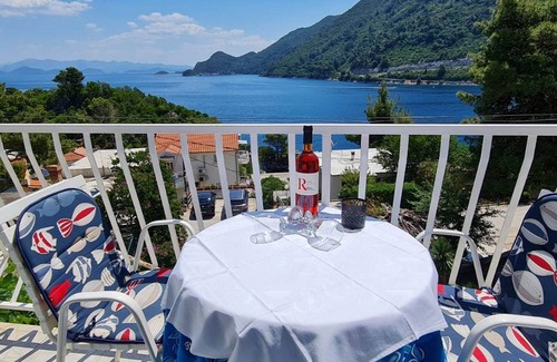 Sobra Apartment | Apartments Maruška - Two Bedroom Apartment with Balcony and Sea View