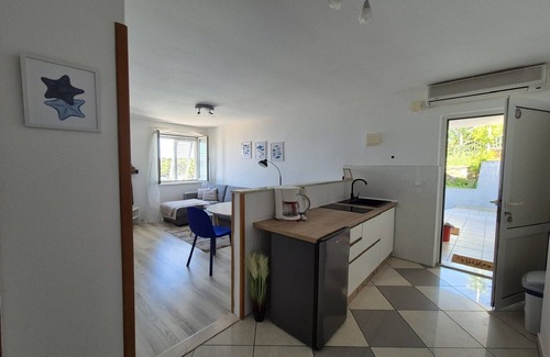 Stikovica Apartment | Apartments Matea - One-Bedroom Apartment with Sea View - (Štikovica)