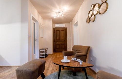City Centre Apartment | Apartments Menuet