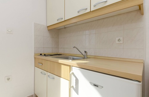 Brodarica Apartment | Apartments Vinko (27131-A3) - Brodarica