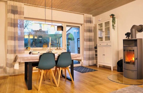 Erflinghausen House | Apfelhaus am Hennesee