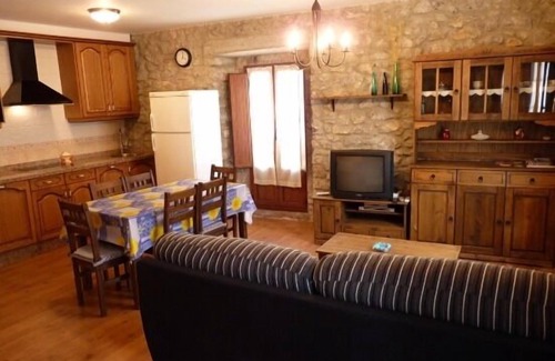 Cue Cottage | Apmto rural La Hilera d'Abaju for 6 people, Cue, Llanes.