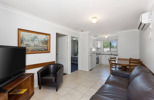 South Toowoomba Apartment | Apollo Lodge