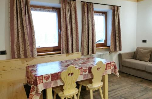 Colle Santa Lucia Apartment | App Col di Lana - Agriturismo La Majon da Col