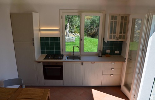 Leivi Apartment | App. ground floor Pitosforo-large garden