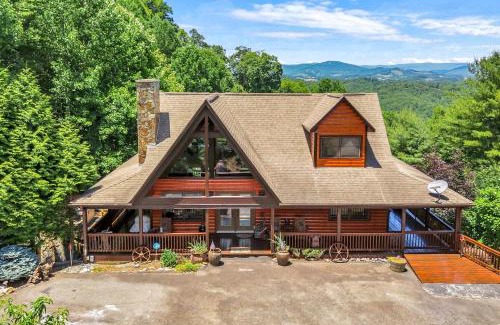 Piney Creek House | Appalachian Mtn Cabin Near New River State Park!
