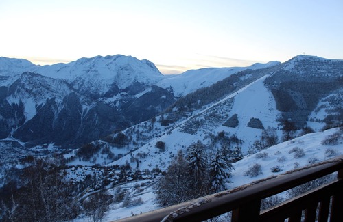 Eclose-Ouest Apartment | Appart 4/6 people, near chairlift, facing south superb view
