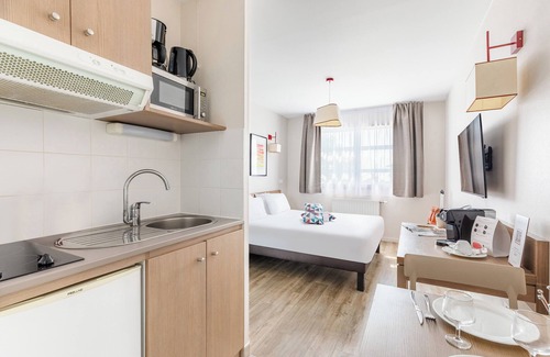 Chateaudun-Bannier Apartment | Appart'City Confort Orléans