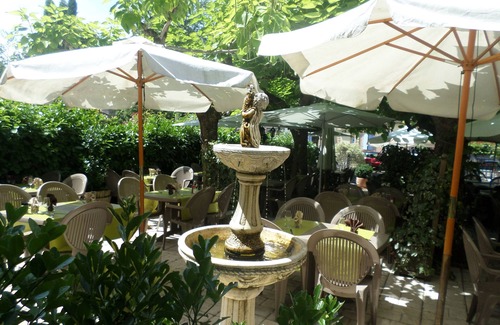 Saint-Macaire Apartment | Appart'hôtel les Tilleuls