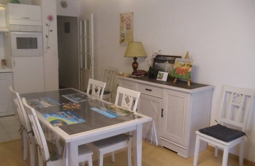Le Treport Apartment | Appart. ROC 3 * 4/6P, near port, Tourism Office, restaurants, shops .