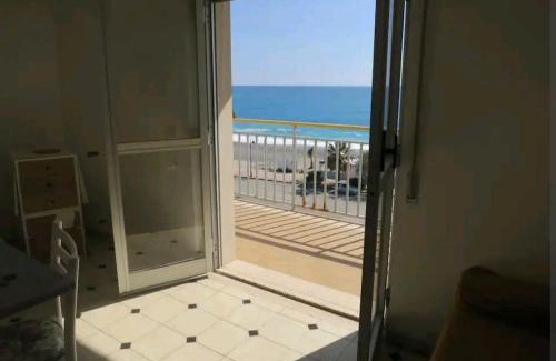 Marina di Gioiosa Ionica Apartment | Appartamento con vista sul mare