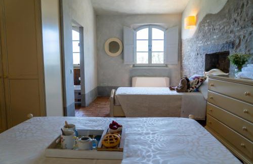 Montecalvo in Foglia Apartment | Appartamenti con Piscina in Villa CàBrandano nelle Marche Italy