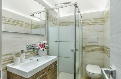 Quartiere XXXI Giuliano Dalmata Apartment | Appartamenti LUNA e SOLE