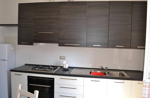 Fiumaretta Apartment | Appartamento 4M close to the Beach with Wi-Fi & Balcony