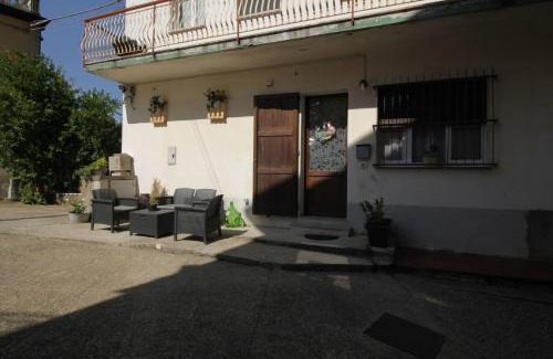 Levizzano Rangone Apartment | Appartamento All'Ombra del Castello affitto breve