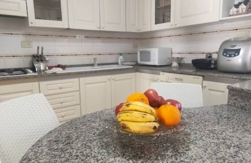 Caltanissetta Apartment | Appartamento con Piscina per 6 Persone