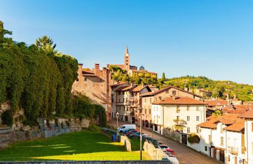 Pinerolo Apartment | Appartamento I Tetti Rossi - City Center