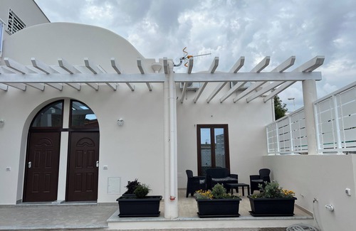 Monte di Procida Apartment | Appartamento 4 Persone, con Tutti i Comfort , Parcheggiato Privato Gratuito