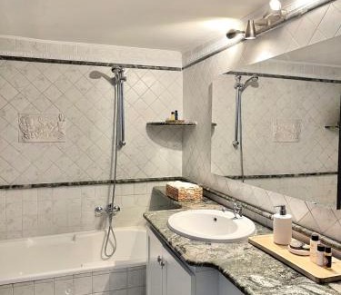 Zona XVI Torrenova Apartment | Appartamento Rey