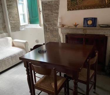 Fiumalbo Apartment | Appartamento Santi