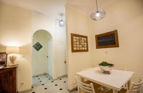 Quinto al Mare Apartment | Appartamento vicino al mare a Genova Nervi