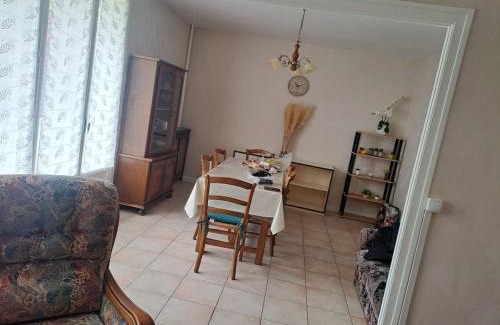 Saint-Andre-les-Vergers Apartment | Appartement 3 chambres - 3 lits