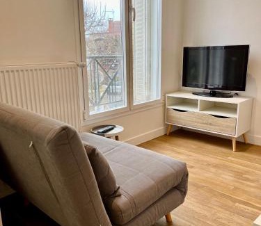Houilles Apartment | Appartement à 10 minutes de la gare de Houilles