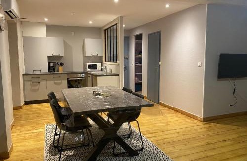 Bletterans Apartment | Appartement équipé au centre de Bletterans