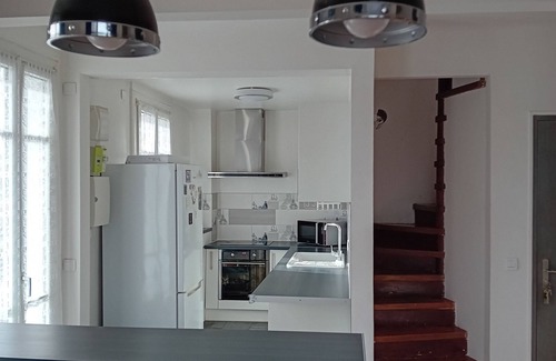 Moisselles Apartment | Appartement 25 min Paris Stade de France 3 Chambres Avec Jardin et Parking