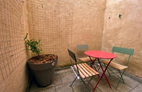 Laragne-Monteglin Apartment | Appartement 4 pers plein centre ville, wifi, balcon