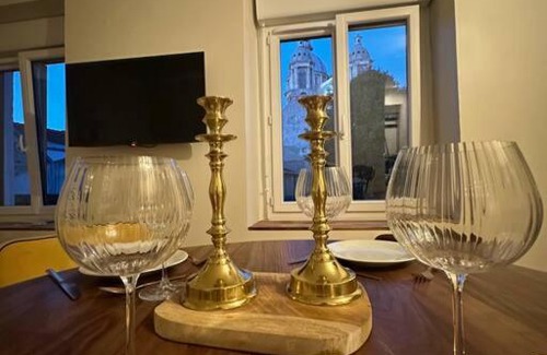 Ville Haute Apartment | Appartement au coeur de la Ville Fortifiée