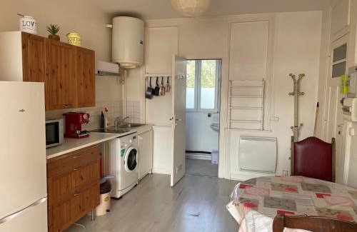 Mons-en-Baroeul Apartment | Appartement calme et lumineux - parking privatif - Métro à 5mn