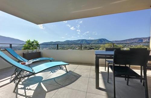 Mezzavia Apartment | Appartement central avec très jolie vue