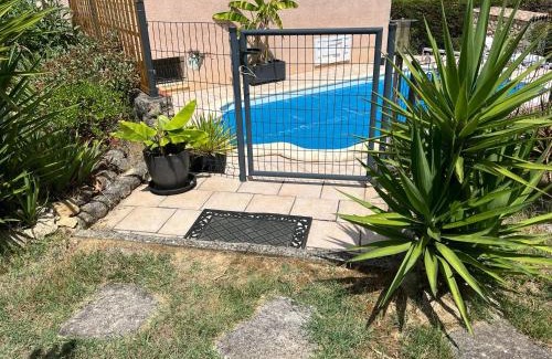 Pennautier House | Appartement Climatisé T3 Piscine et Parking