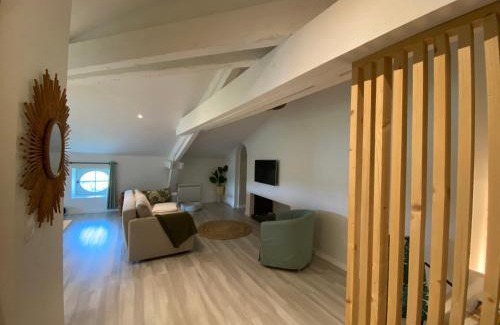 Vernaison Apartment | Appartement Cocon dans domaine historique d'exception