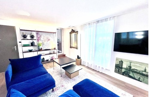Tours Apartment | Appartement de 70m2 Avec Balnéo, Clim, Terrasse, et Parking Sous Terrain